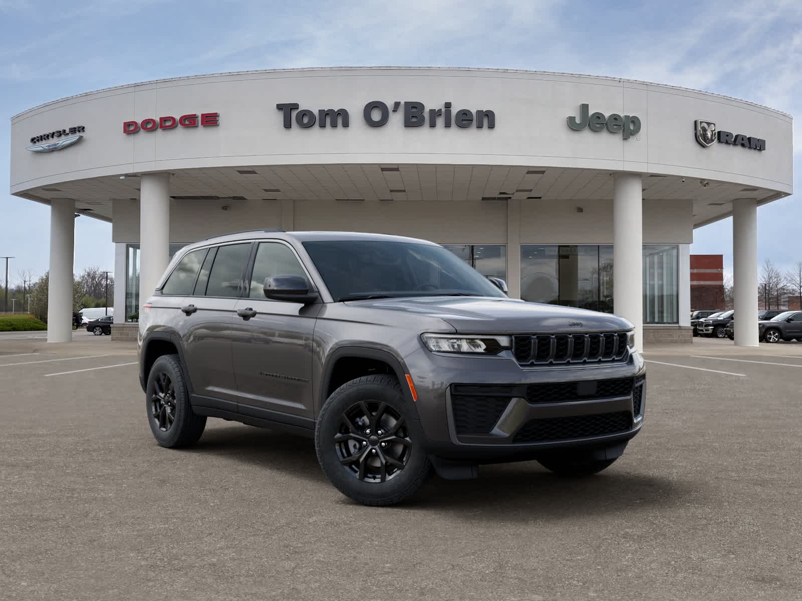 2026 Jeep Grand Cherokee Laredo Altitude