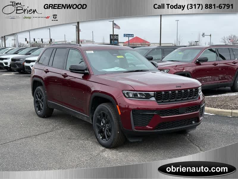 2026 Jeep Grand Cherokee Laredo Altitude