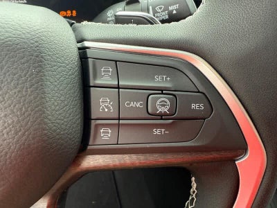 2026 Jeep Grand Cherokee Laredo Altitude