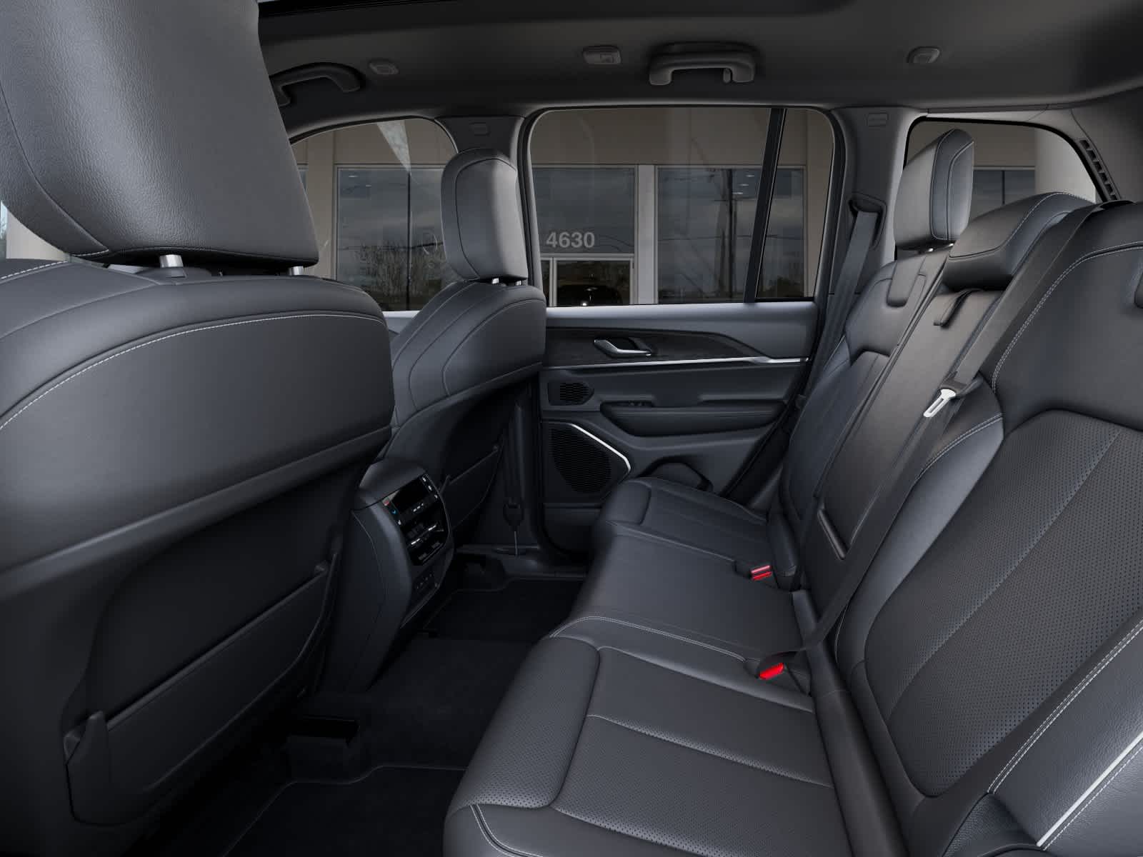 2027 Jeep Grand Cherokee LIMITED RESERVE 4X4