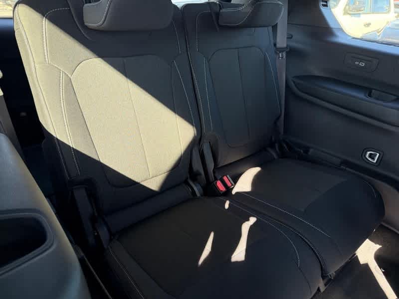 2025 Jeep Grand Cherokee L Laredo X