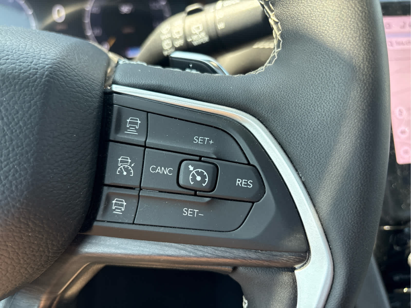 2023 Jeep Grand Cherokee L Limited 4x4