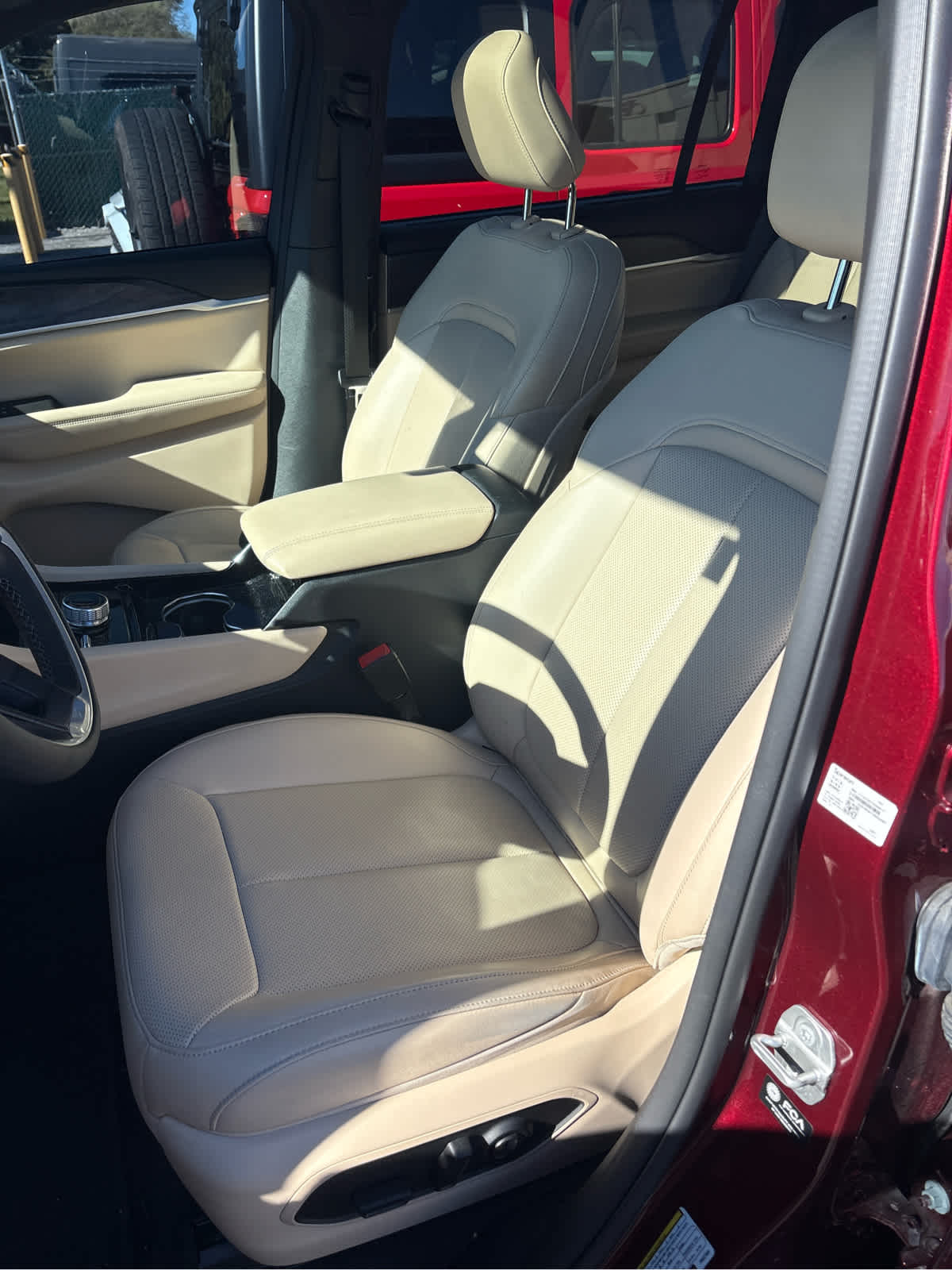 2023 Jeep Grand Cherokee L Limited 4x4