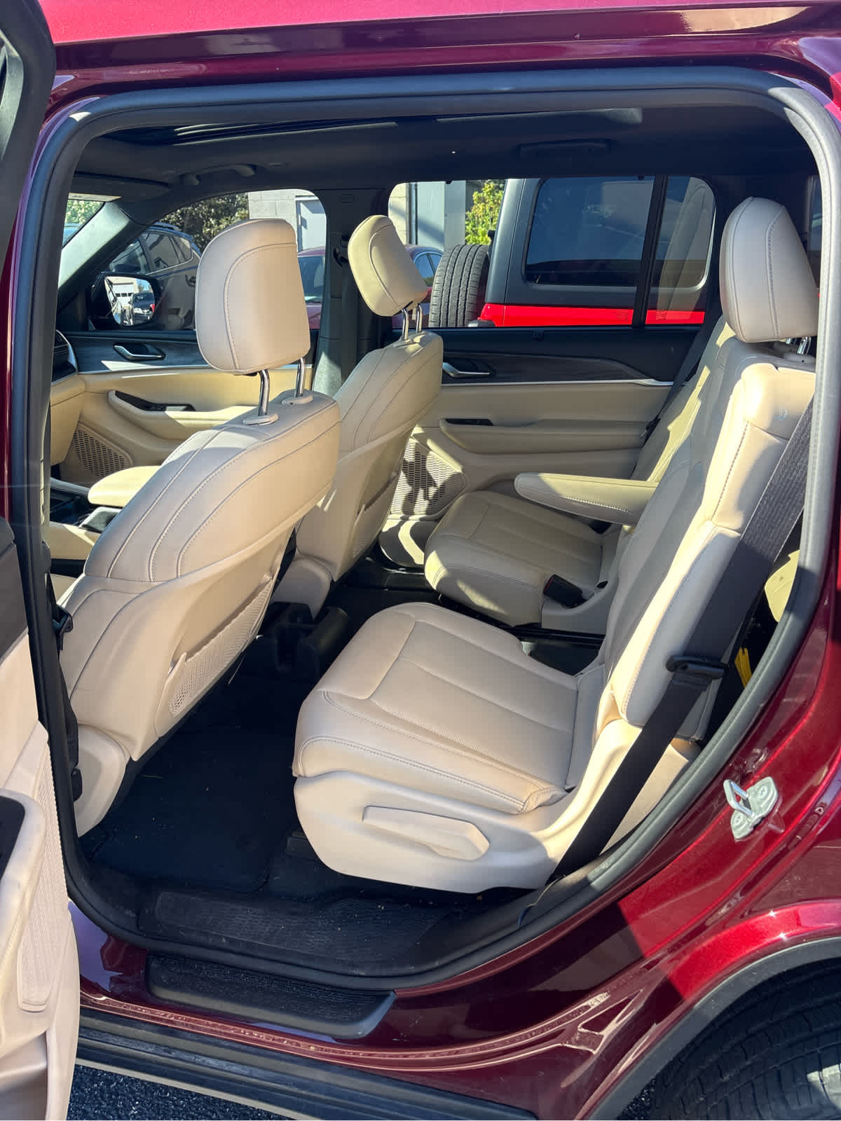 2023 Jeep Grand Cherokee L Limited 4x4