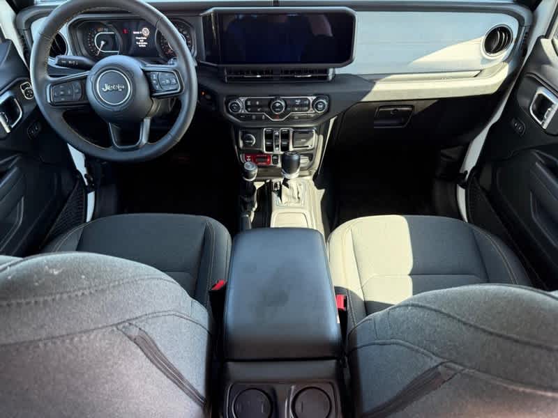 2024 Jeep Wrangler 4-Door Willys 4x4