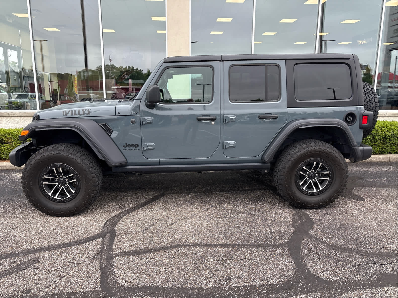 2024 Jeep Wrangler Willys