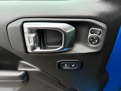 2025 Jeep Wrangler 4-Door Willys 4x4