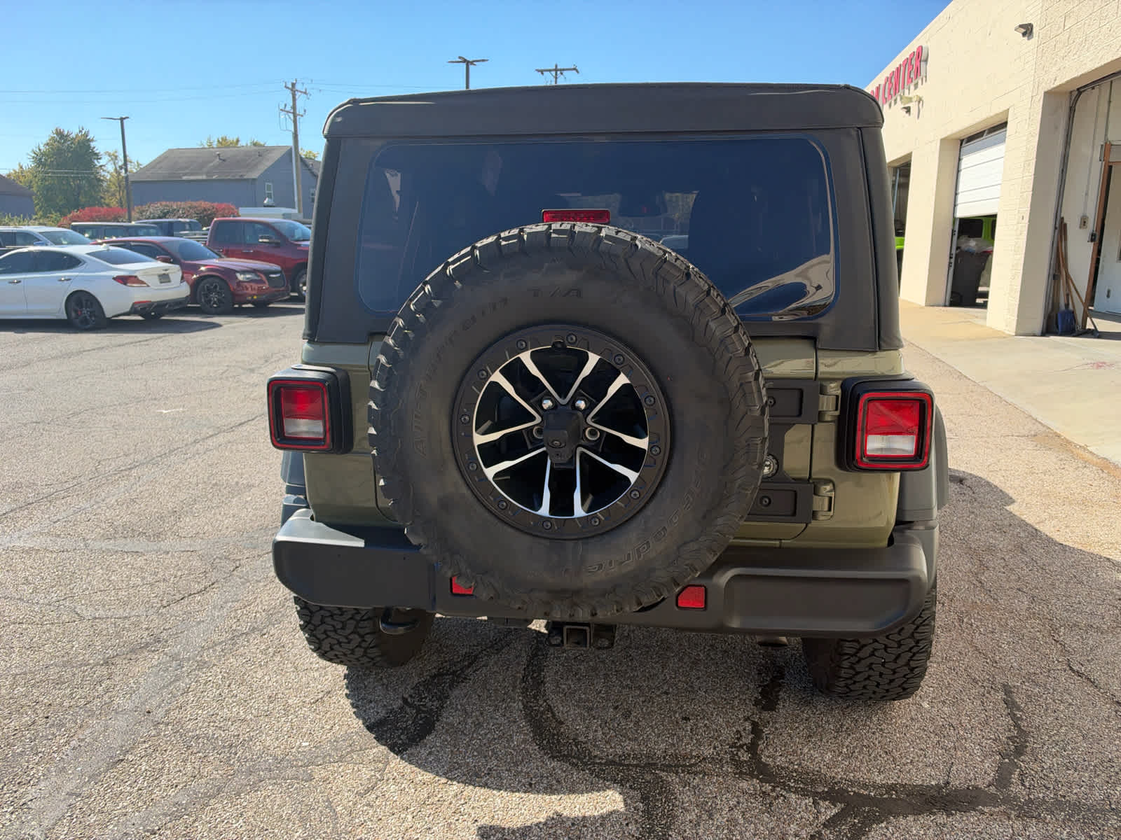 2025 Jeep Wrangler 4-Door Willys 4x4