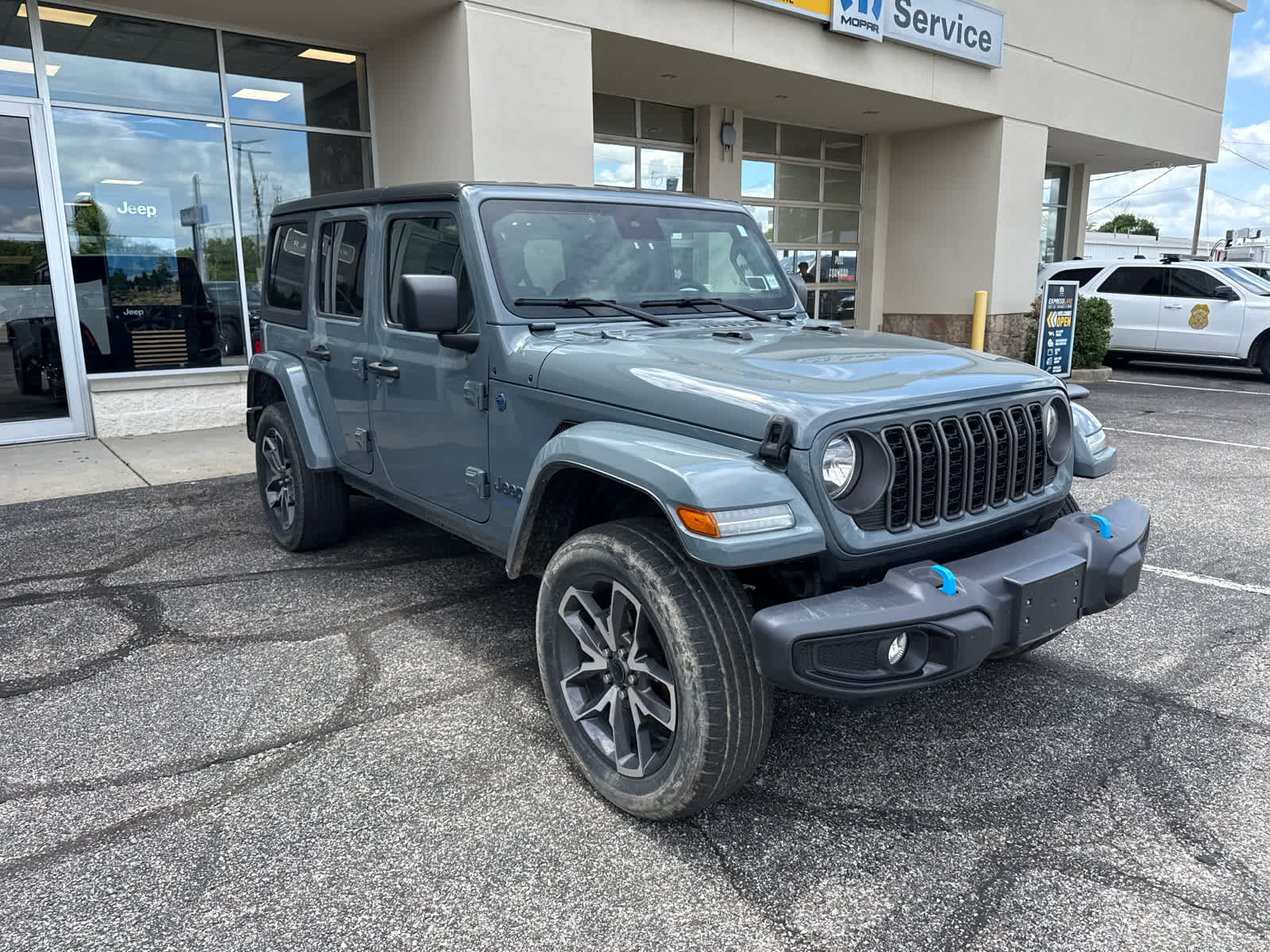 2024 Jeep Wrangler Sport S