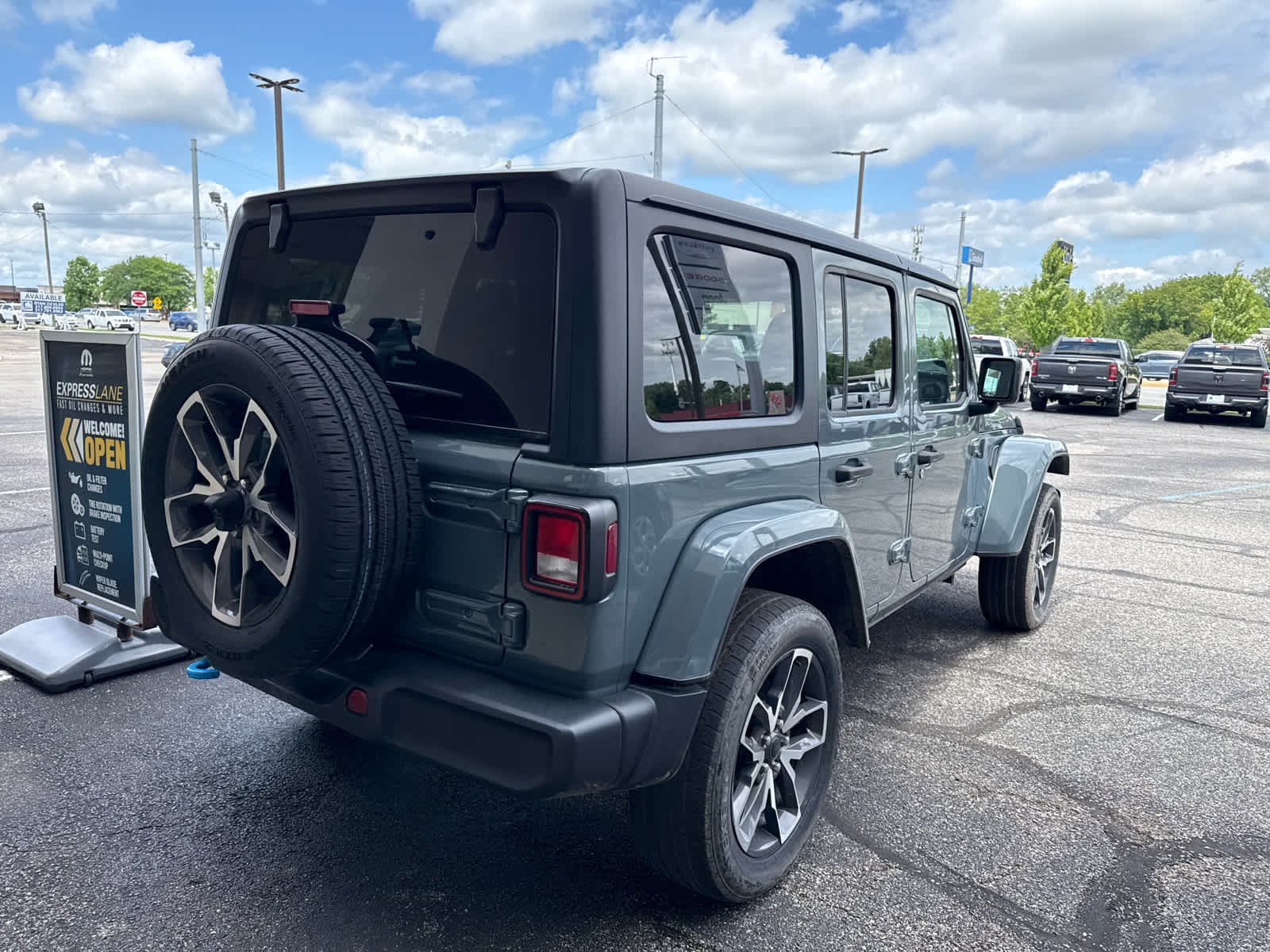 2024 Jeep Wrangler Sport S