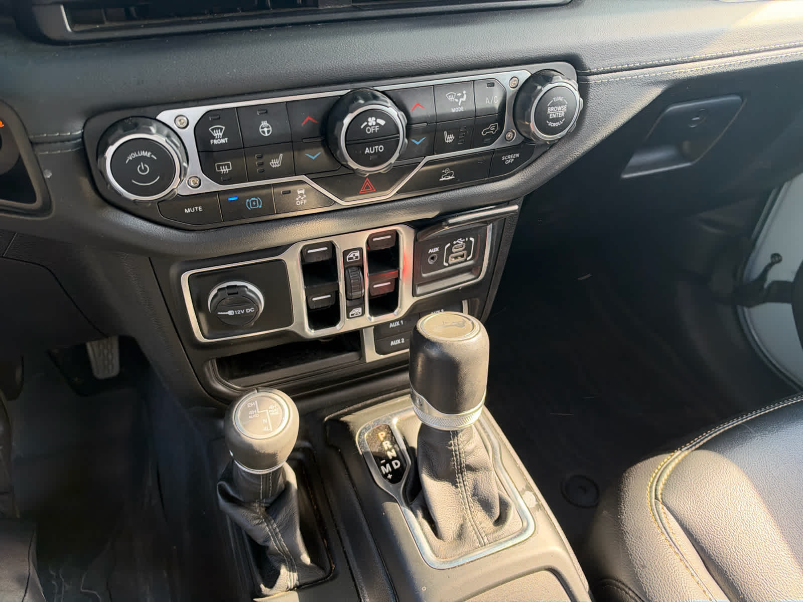2024 Jeep Wrangler 4xe Sahara 4xe