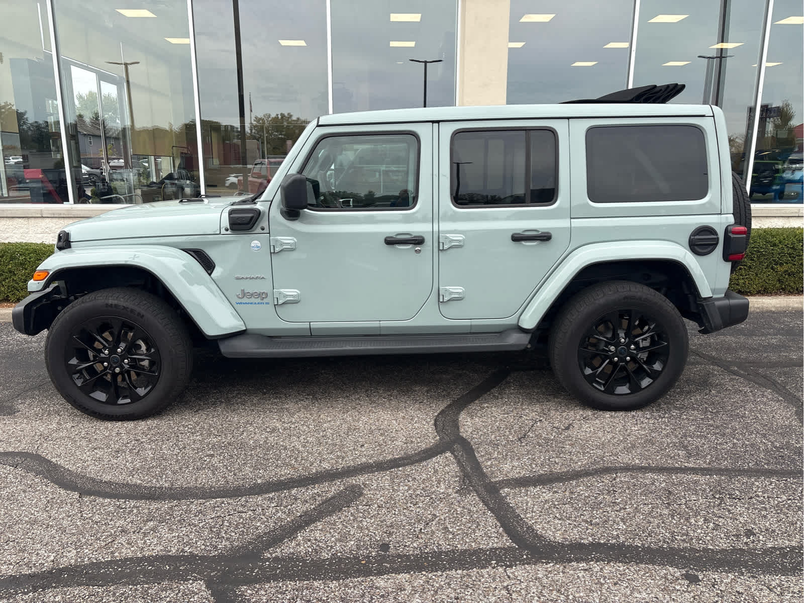 2024 Jeep Wrangler 4xe Sahara 4xe