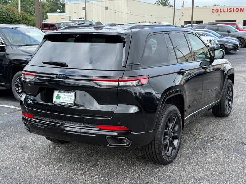 2024 Jeep Grand Cherokee Anniversary Edition