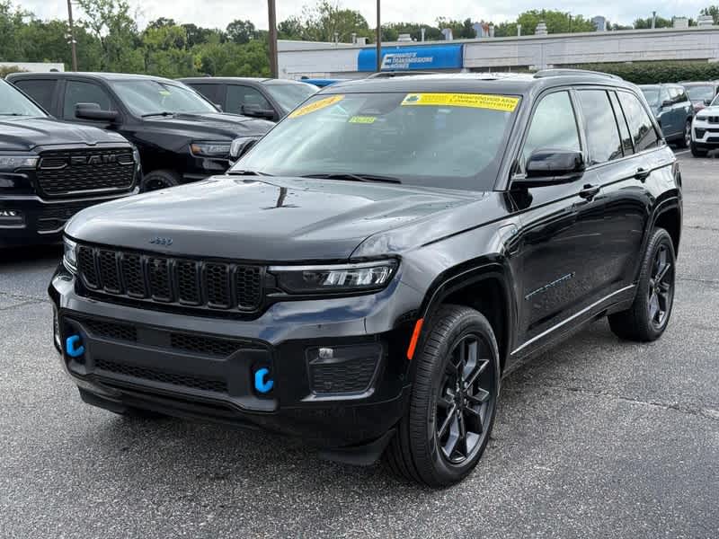 2024 Jeep Grand Cherokee Anniversary Edition