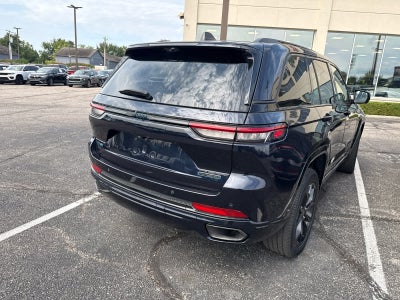 2023 Jeep Grand Cherokee 30th Anniversary