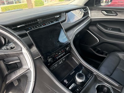 2023 Jeep Grand Cherokee 30th Anniversary