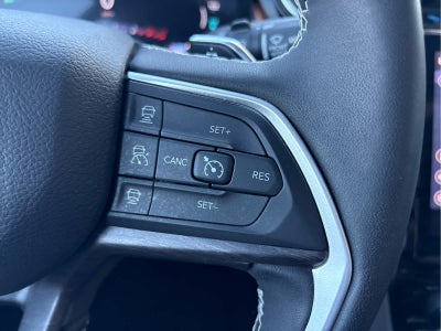 2023 Jeep Grand Cherokee 30th Anniversary