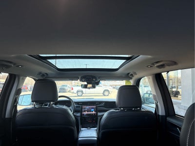 2023 Jeep Grand Cherokee 30th Anniversary