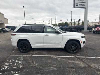 2023 Jeep Grand Cherokee 4xe 30th Anniversary
