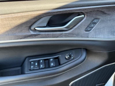 2023 Jeep Grand Cherokee 30th Anniversary