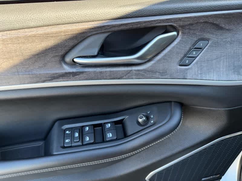 2023 Jeep Grand Cherokee 30th Anniversary