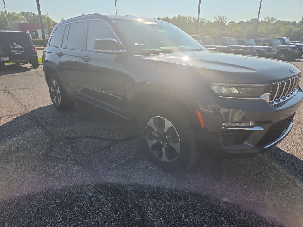 2023 Jeep Grand Cherokee 4xe Base