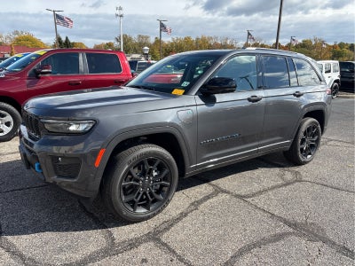 2023 Jeep Grand Cherokee 30th Anniversary