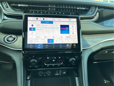 2023 Jeep Grand Cherokee 30th Anniversary