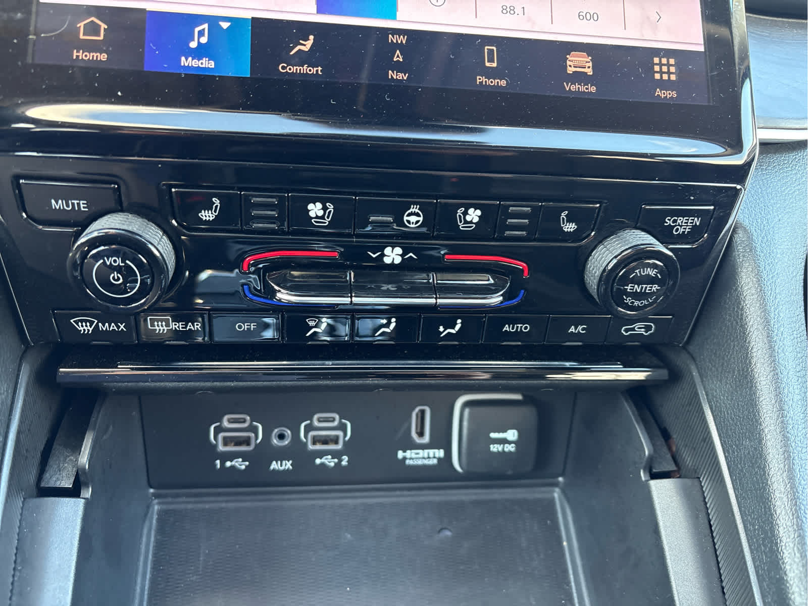 2023 Jeep Grand Cherokee 30th Anniversary