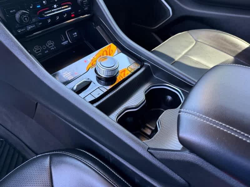 2023 Jeep Grand Cherokee 30th Anniversary