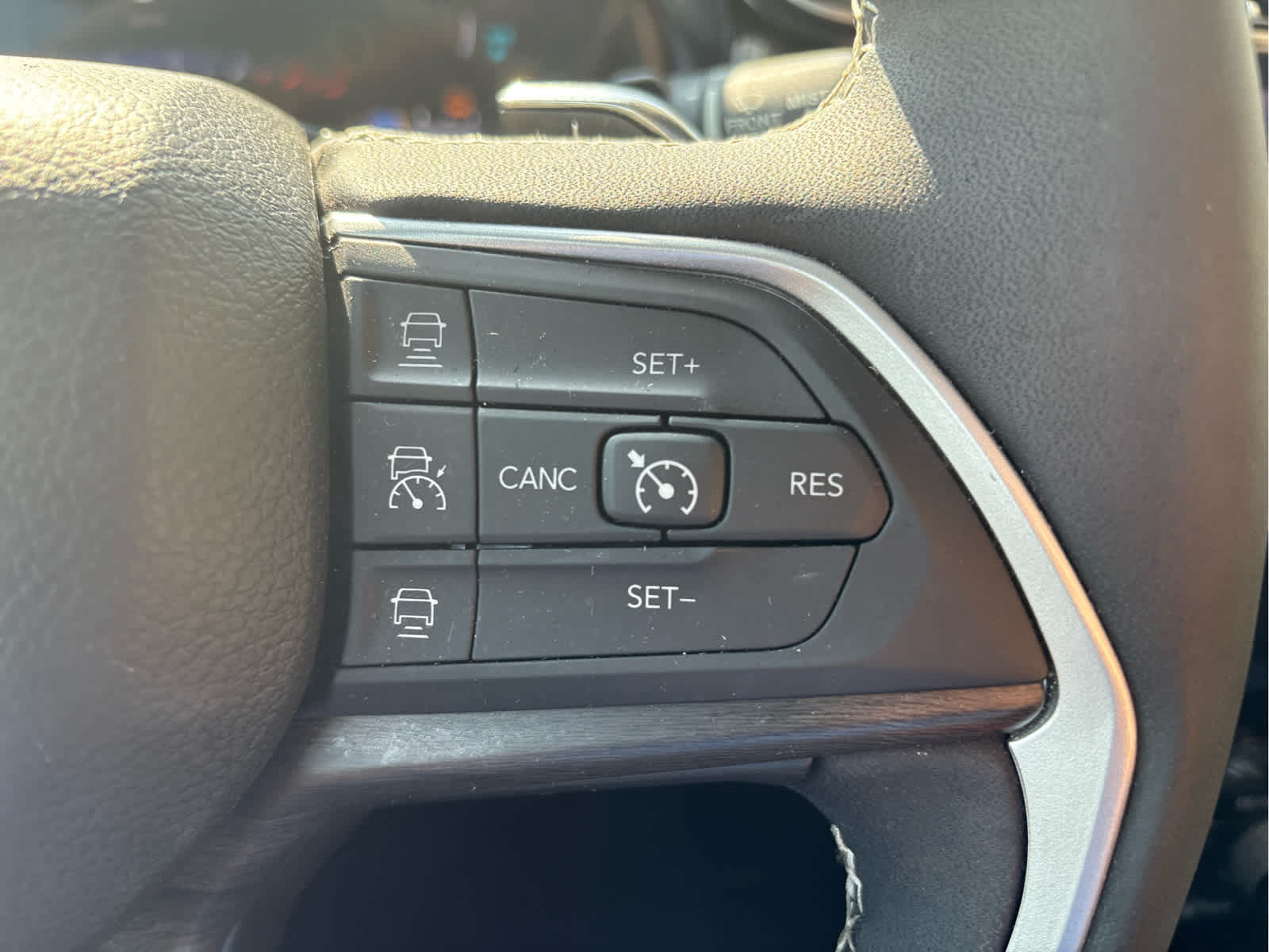 2024 Jeep Grand Cherokee 4xe Anniversary Edition