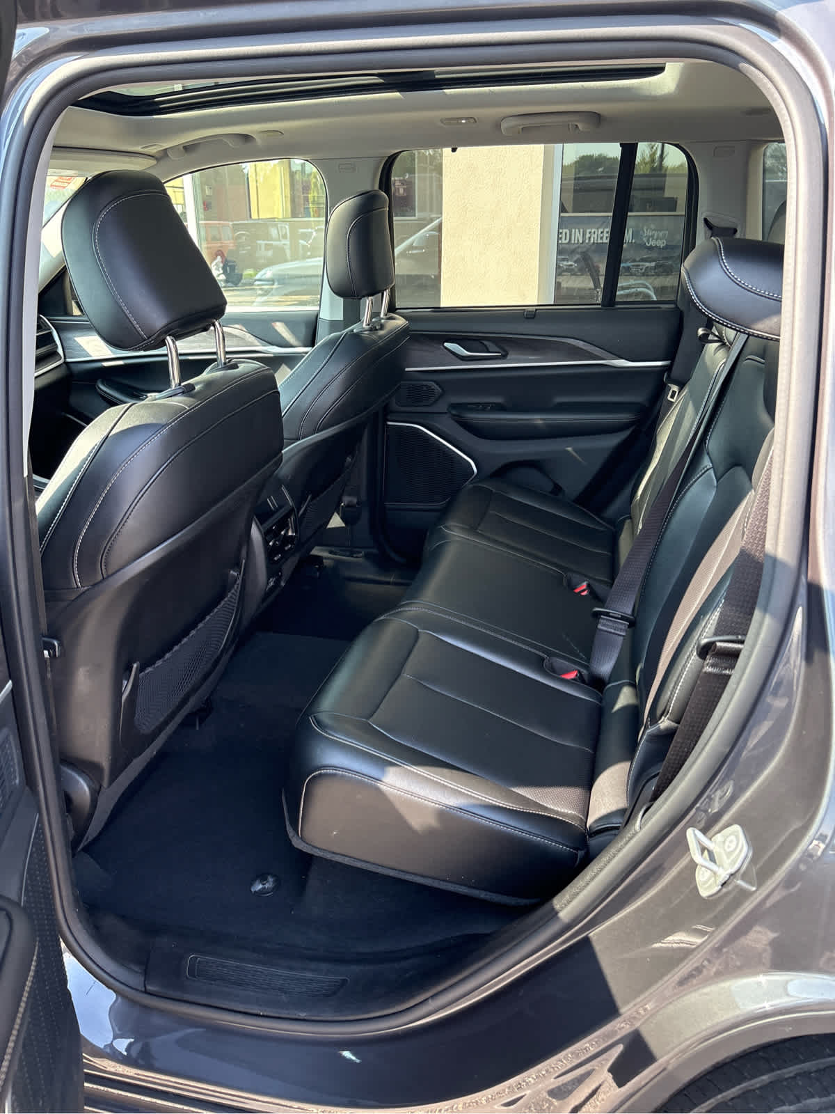 2024 Jeep Grand Cherokee 4xe Anniversary Edition