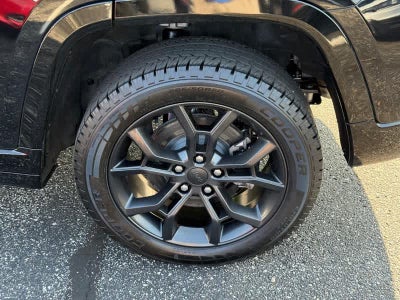2023 Jeep Grand Cherokee 30th Anniversary