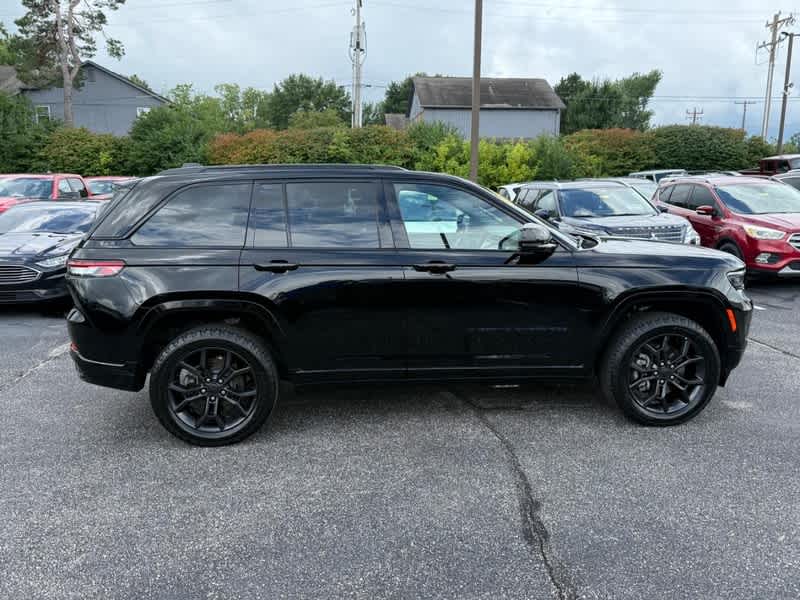 2024 Jeep Grand Cherokee Anniversary Edition