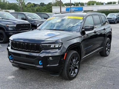 2024 Jeep Grand Cherokee Anniversary Edition