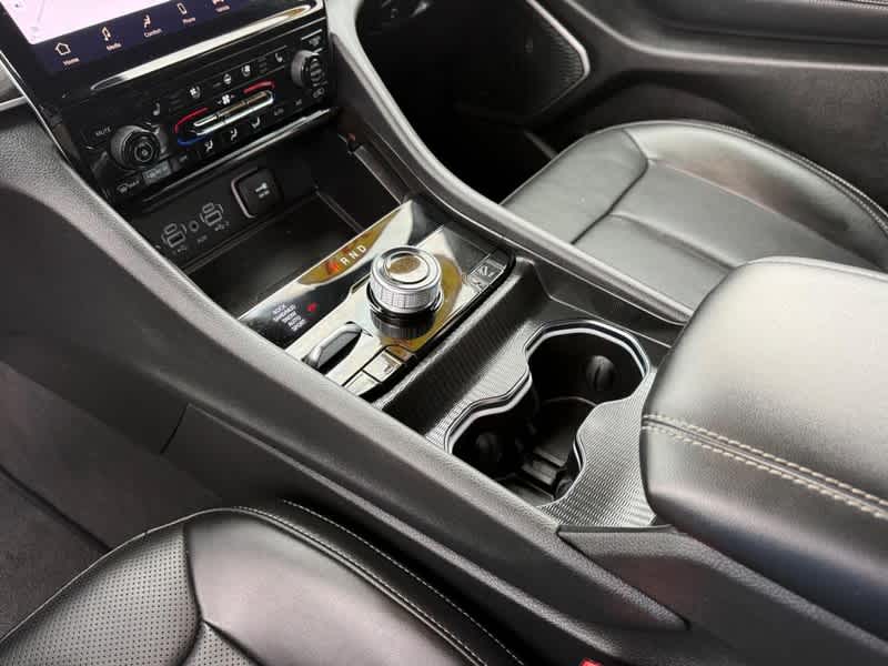 2024 Jeep Grand Cherokee Anniversary Edition