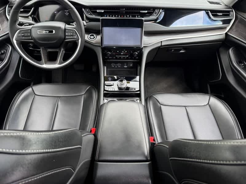 2023 Jeep Grand Cherokee 30th Anniversary