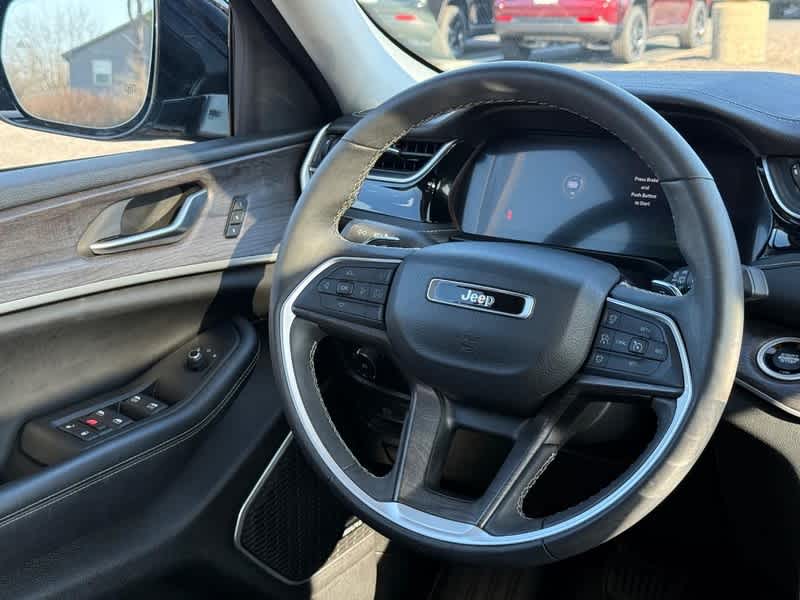 2023 Jeep Grand Cherokee 30th Anniversary