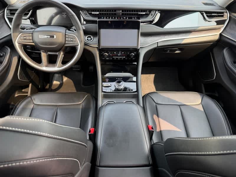 2024 Jeep Grand Cherokee Anniversary Edition