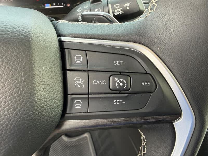 2024 Jeep Grand Cherokee Anniversary Edition
