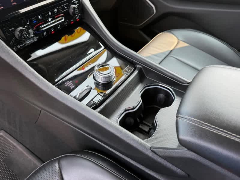 2024 Jeep Grand Cherokee Anniversary Edition
