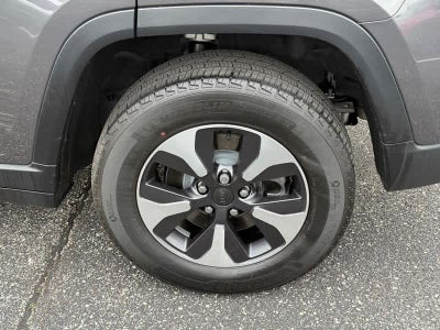 2023 Jeep Grand Cherokee Base