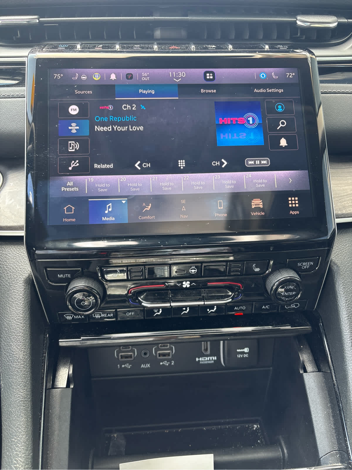 2023 Jeep Grand Cherokee Base