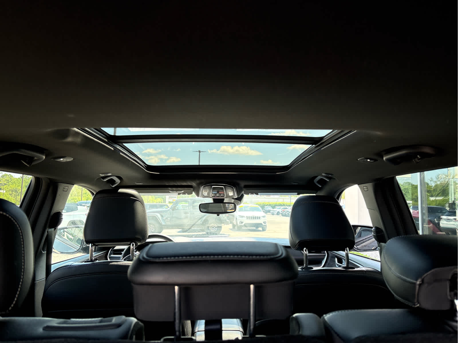 2024 Jeep Grand Cherokee Base