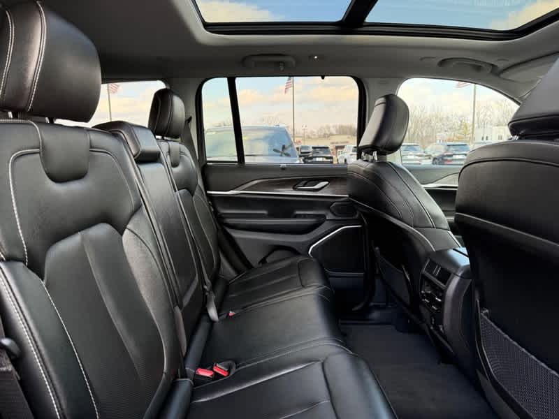 2023 Jeep Grand Cherokee 30th Anniversary