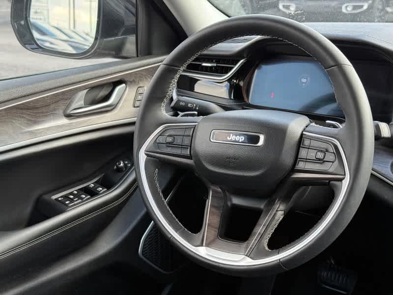 2023 Jeep Grand Cherokee 30th Anniversary