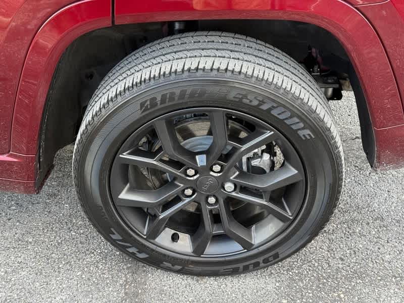 2023 Jeep Grand Cherokee 30th Anniversary