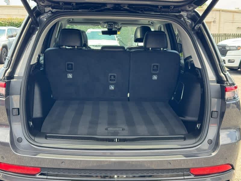 2023 Jeep Grand Cherokee 4xe 30th Anniversary