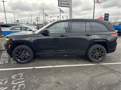 2023 Jeep Grand Cherokee 30th Anniversary