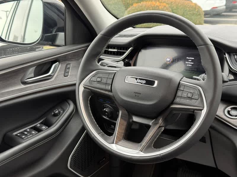 2023 Jeep Grand Cherokee 30th Anniversary